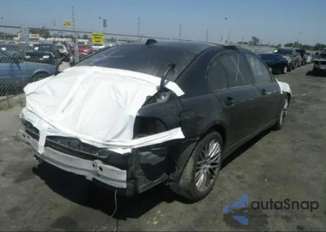 2007 BMW 750Li z USA, uszkodzony, nr VIN WBAHN83587DT71403